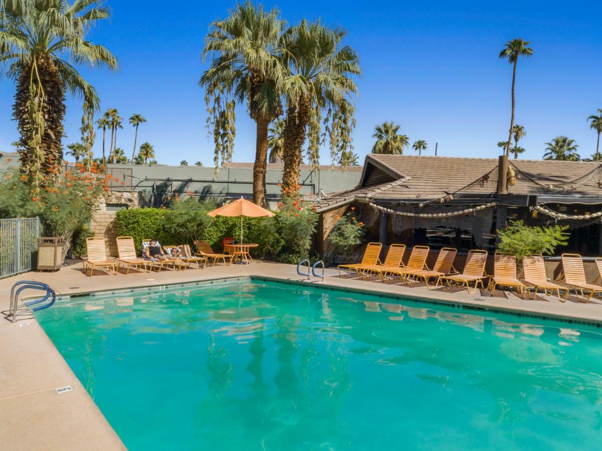 Caliente Tropics Hotel Palm Springs Exterior photo