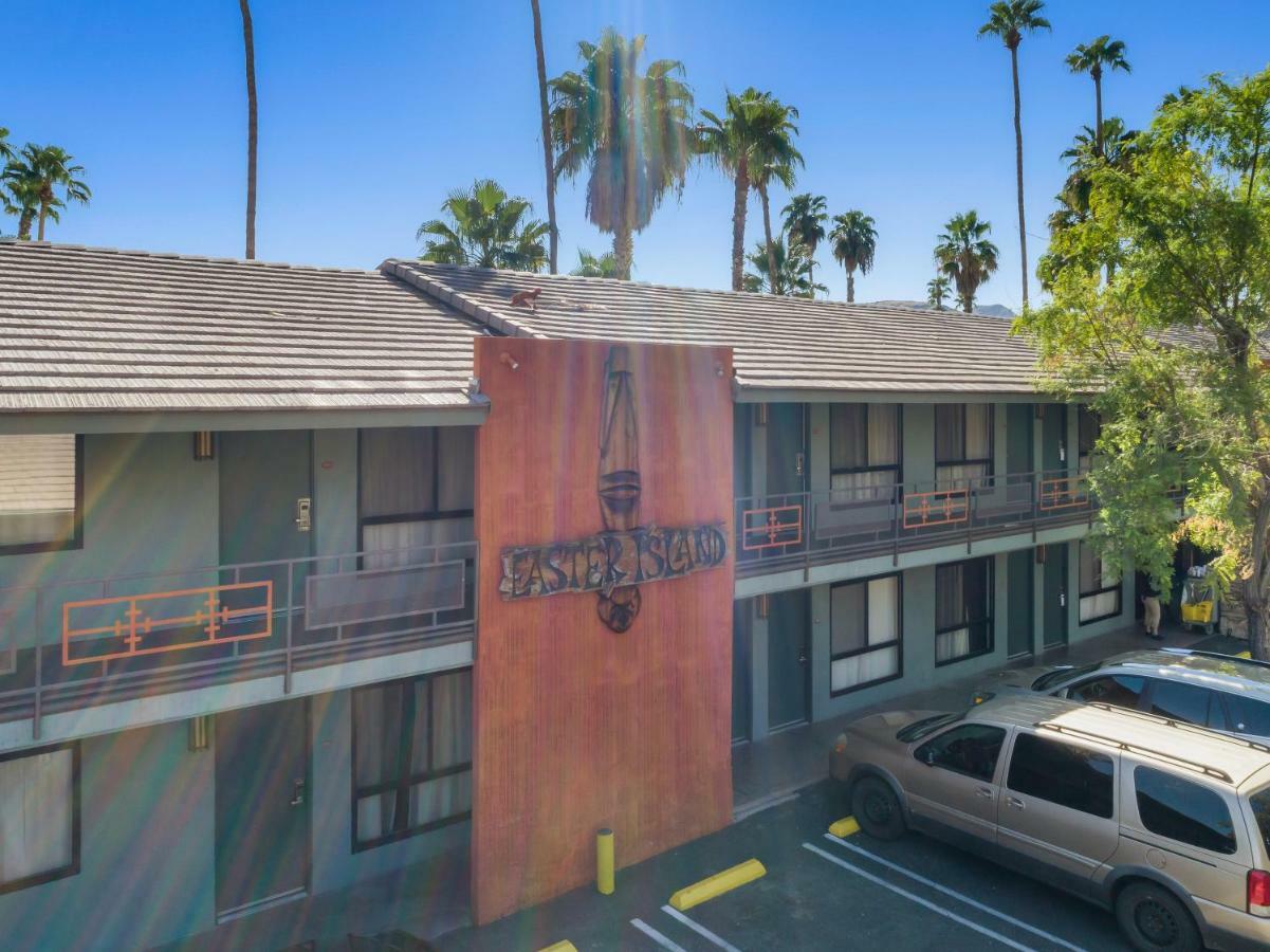 Caliente Tropics Hotel Palm Springs Exterior photo