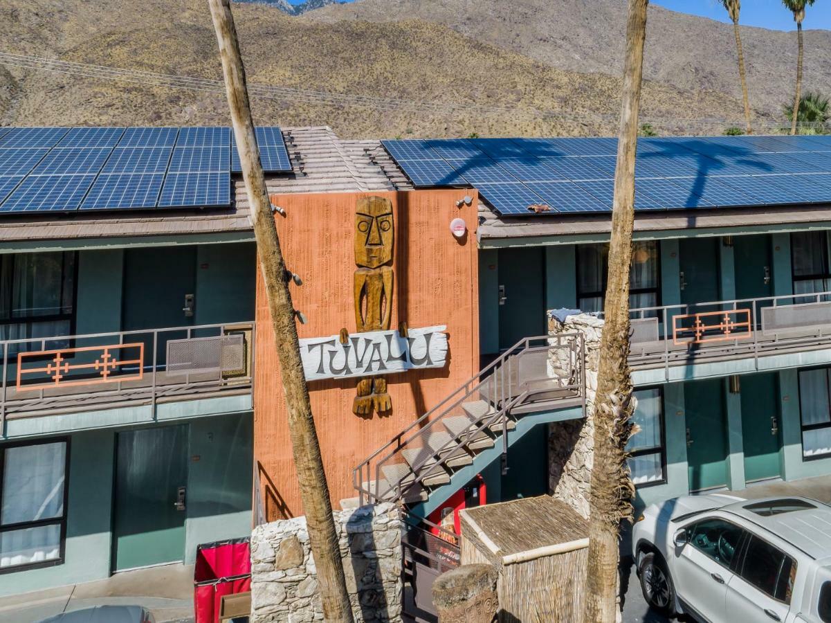 Caliente Tropics Hotel Palm Springs Exterior photo