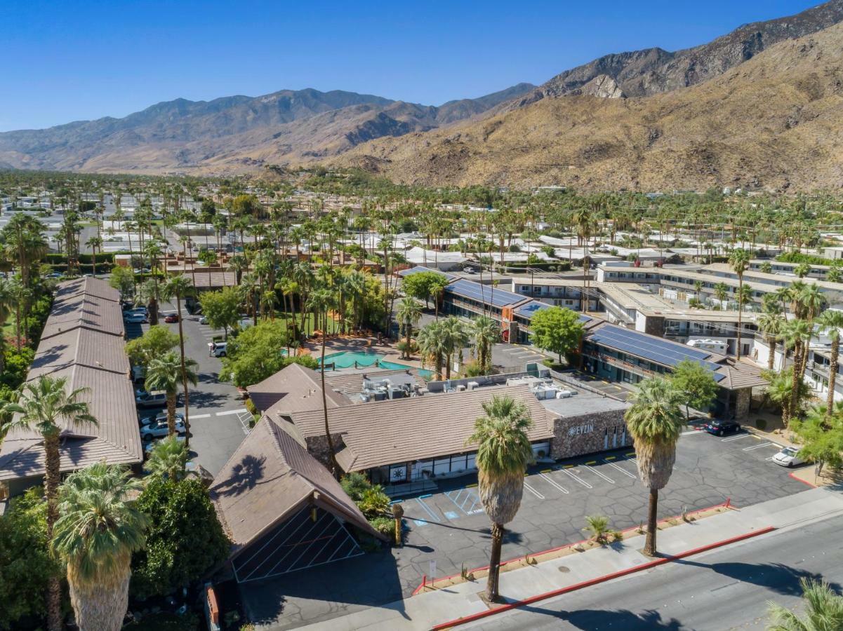 Caliente Tropics Hotel Palm Springs Exterior photo